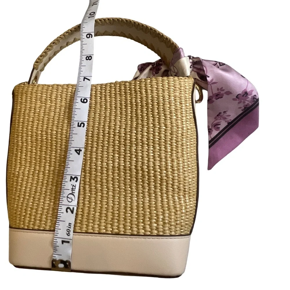 Elegant Straw Crossbody Tote with Floral Scarf Accent and matching coin purse.